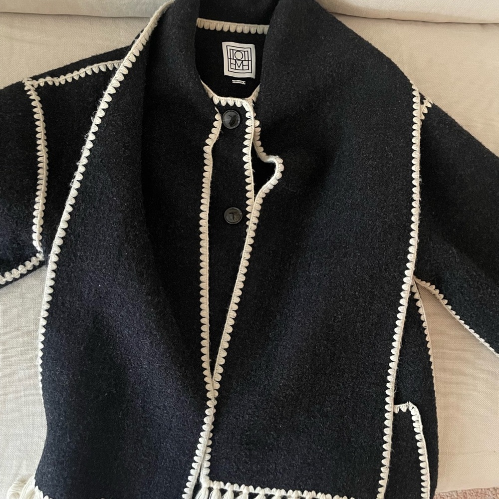 Toteme Black and White Jacket - Picture 5 of 7
